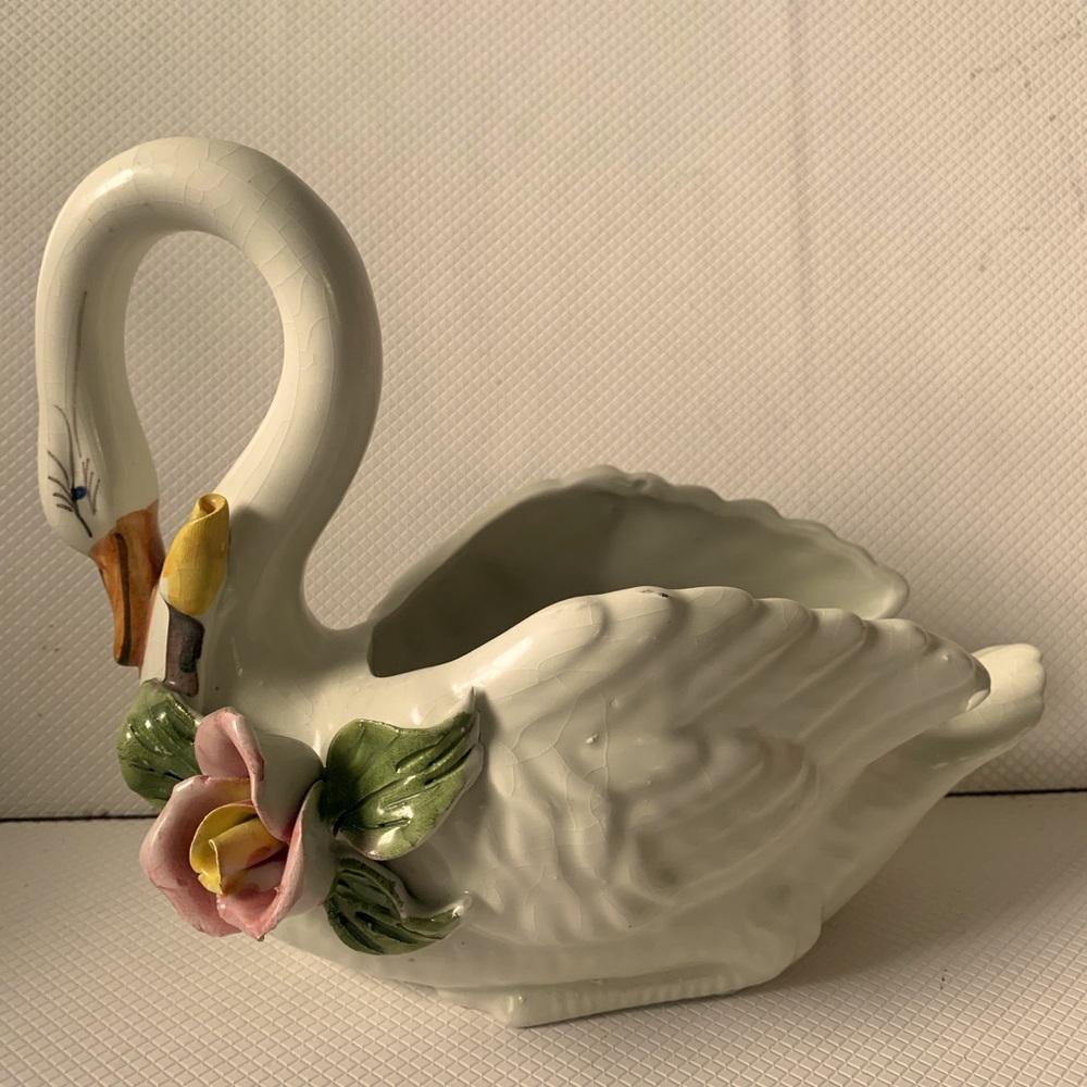 Italian Bassano Swan Ceramic Planter Italy 9X8X6"